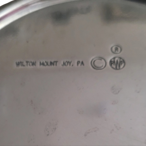 Vintage‎ - Wilton Mount Joy PA Armetale  Pewter Serving Bowl - Picture 3 of 3